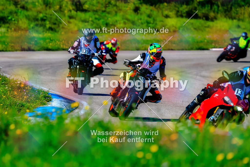 085-5542 | Hier findet Ihr Bilder von Touristenfahrten auf der Nürburgring Nordschleife oder von anderen Veranstaltungen die ich besucht habe. Viel Spass beim Durch Schauen 