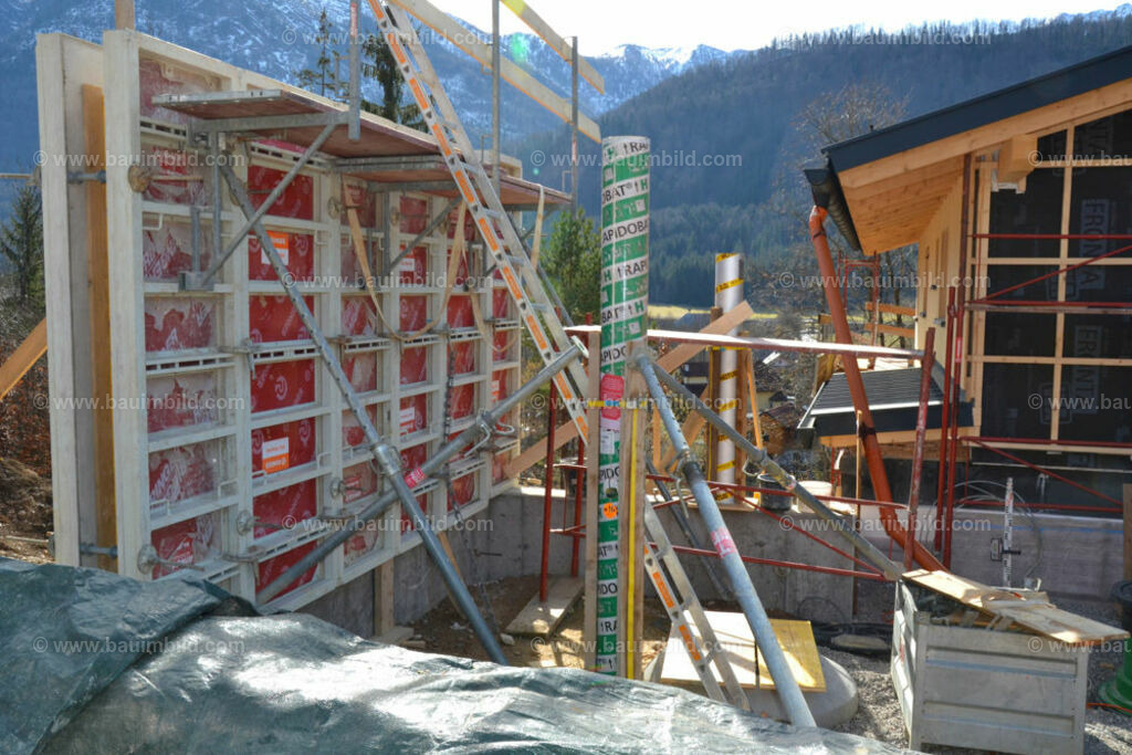 bib-lg04-sonstige-betonarbeiten-0764 | Nach LV-Leistungsgruppen sortierte Detailfotos über den Bau eines Hauses. Alle Hausbau-Bilder direkt vom Urheber und Autor der Website Haus-Selber-Bauen.com
