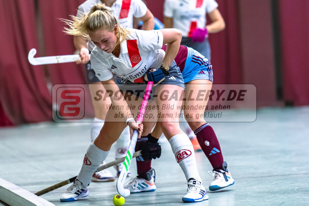 SM_20231216-D5A_5744 | 1.Bundesliga Hallenhockey  (W) UHC - DCadA / 3:2 (2:2)