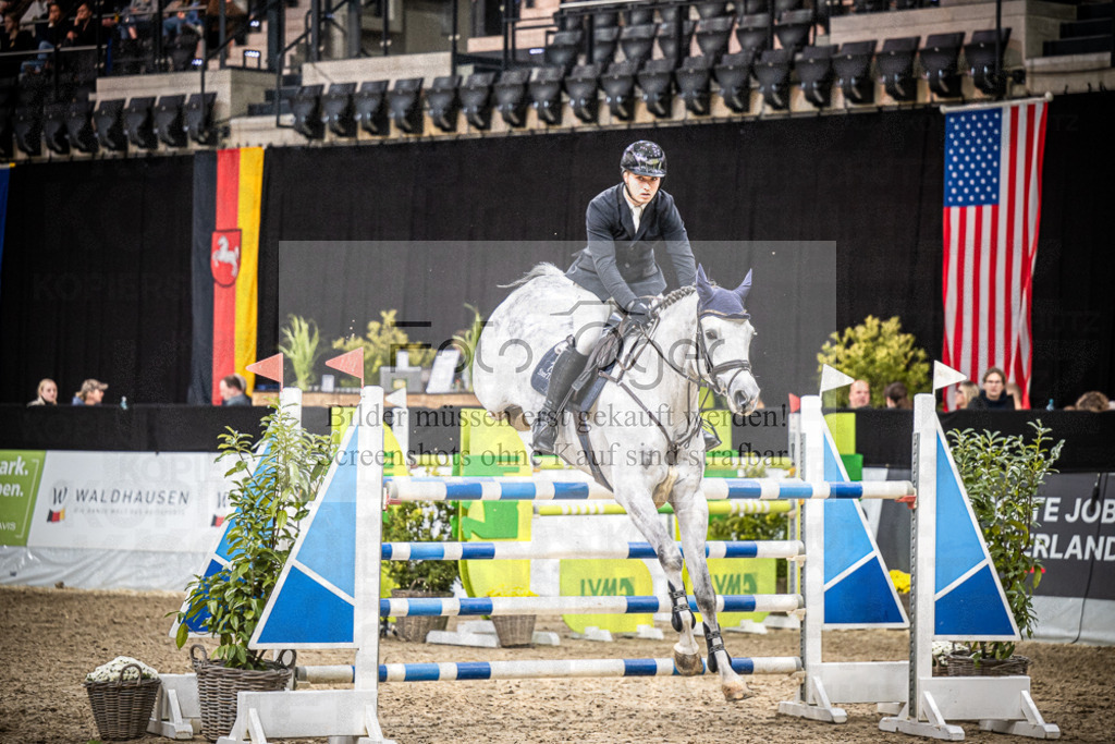 DOS_2573 | Entdecke hochwertige Reitturnierfotos von Foto Oger. Professionell, emotional und authentisch – jetzt Lieblingsmomente im Shop bestellen.Deutschlandweite Turnierfotografie. - Realisiert mit Pictrs.com