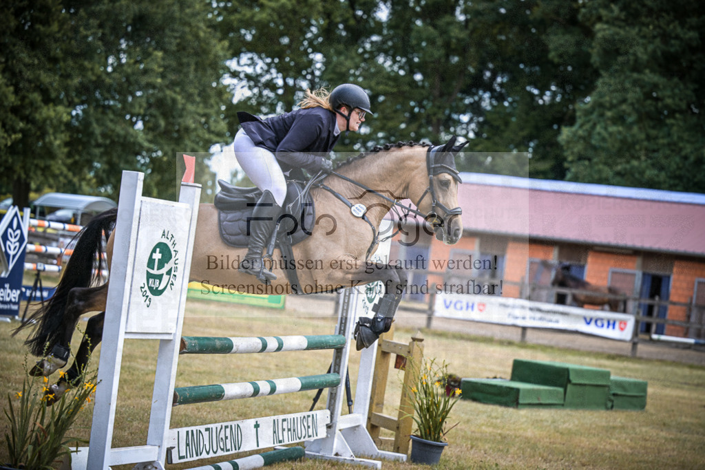DOS_0454 | Entdecke hochwertige Reitturnierfotos von Foto Oger. Professionell, emotional und authentisch – jetzt Lieblingsmomente im Shop bestellen.Deutschlandweite Turnierfotografie. - Realisiert mit Pictrs.com