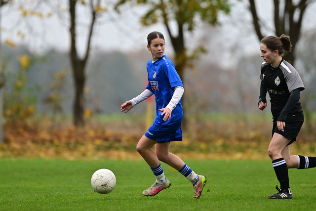Fußball I Juniorinnen I Saison 2025-2026 I Niedersachsenpokal I Viertelfinale I JFV A-O-B-H-H - FC Rosengarten I 32660 | Der Sportfotograf. - Realisiert mit Pictrs.com
