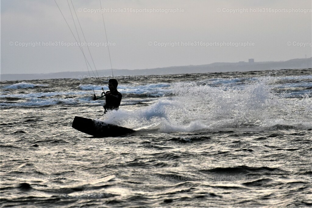 DSC_0064 (2) | Sportfotografie , Motorsport, Motoross, Reitsport, Mointainbike, Enduro,
Landschaft , Outdoor, Eventfotografie, Landschaft, Bilder online bestellen - Realisiert mit Pictrs.com