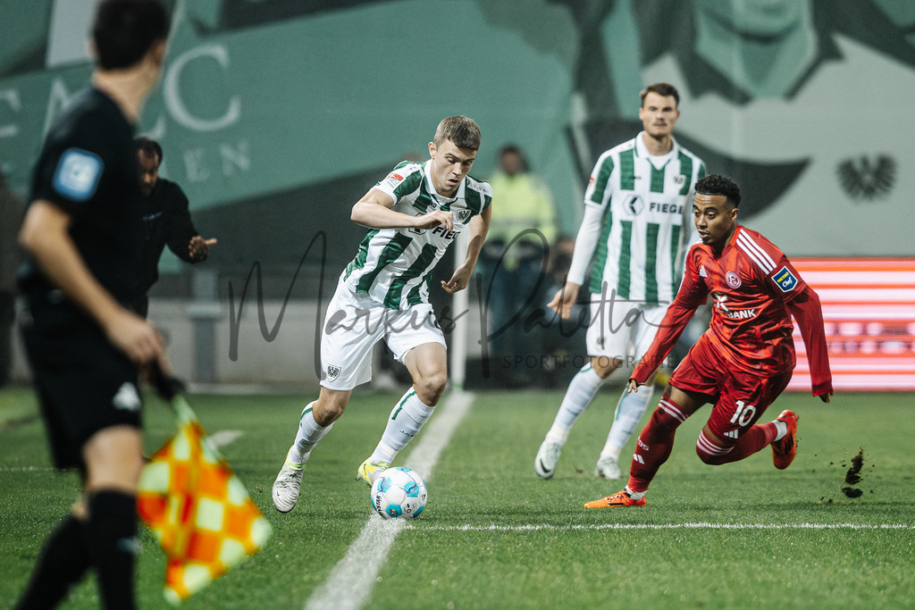 SC Preußen Münster - Fortuna Düsseldorf 1895 | Das ist die Fotodatenbank für authentische Sportfotografie aus Münster: Markus Paletta fotografiert Teams, Sportler:innen, Kinder, Events & Unternehmen. - Realisiert mit Pictrs.com