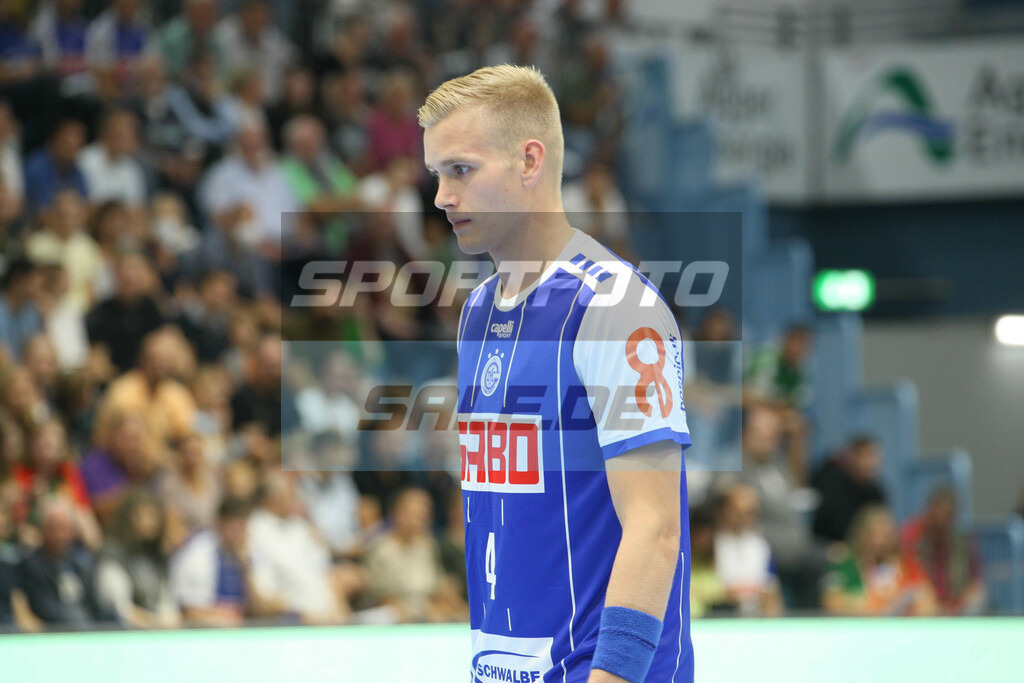 VFL Gummersbach - SC Magdeburg | Ellidi Snaer Vidarsson - © Sportfoto-Sale (MK) - Realisiert mit Pictrs.com
