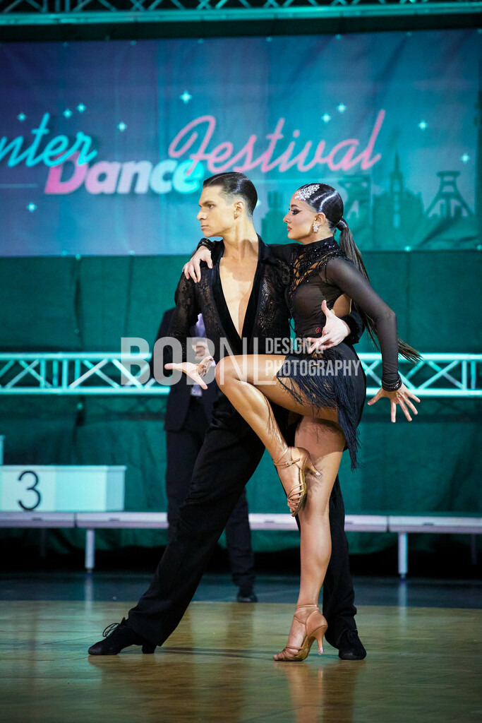 Winter Dance Festival | Mülheim a.d. Ruhr - 13.12.2025: Winter Dance Festival in Mülheim a.d. Ruhr (Westenergiehalle), Germany. Photo by: BobNL design &amp; photography - Realized with Pictrs.com