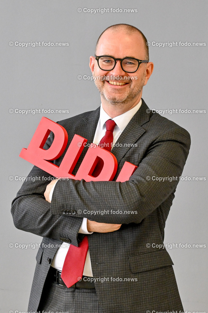 Pressekonferenz Personenkomitee fuer Didi Prammer_ 19.11.2024-38 | 19.11.2024, Linz, AUT, Pressekonferenz Personenkomitee fuer Didi Prammer, im Bild Dietmar Prammer (SP, Geschaeftsfuehrender VizeBgm. und Bgm. Kanditat)