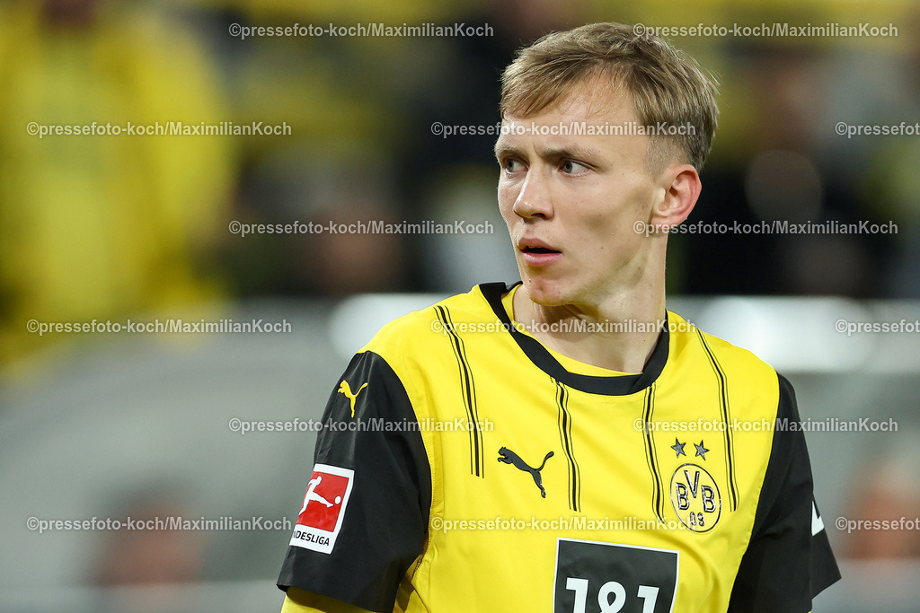 BVB13092402241 | 13.09.2024, 1. Fußball Bundesliga, Borussia Dortmund - 1. FC Heidenheim 1846, Signal Iduna Park, Saison 2024 2025: Maximilian Beier (BVB #14)DFB regulations prohibit any use of photographs as image sequences and or quasi-video.