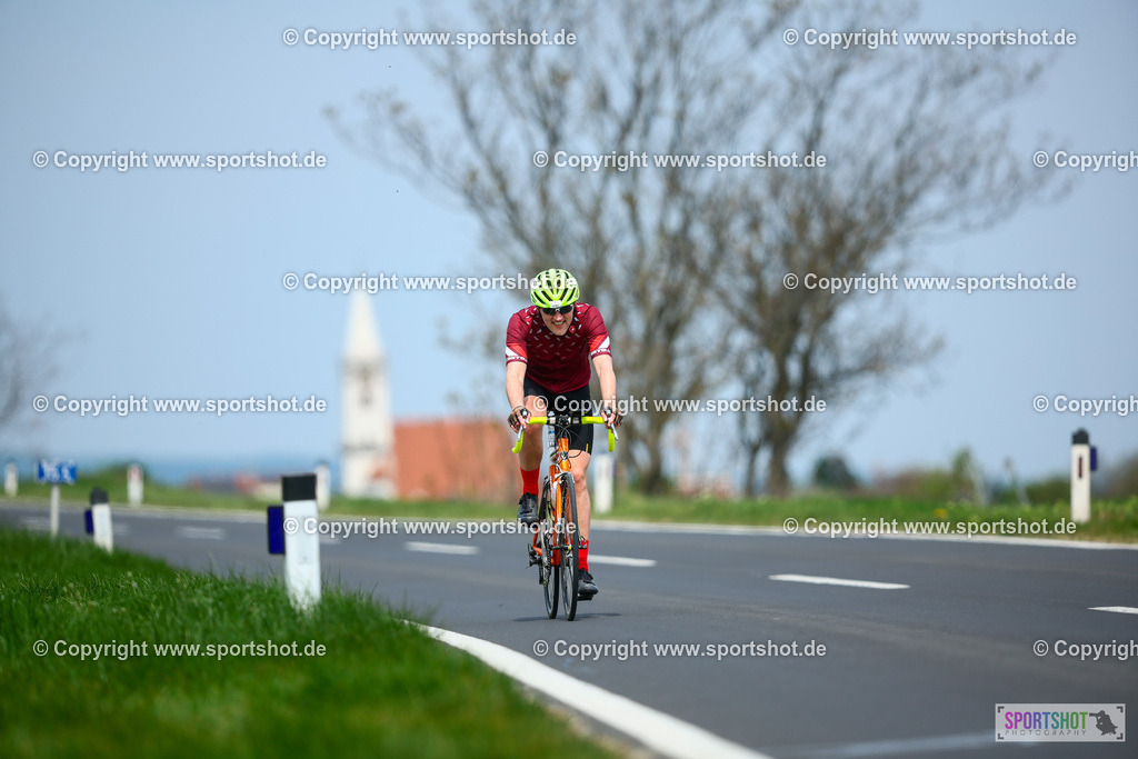 496_TRA56638 | Neusiedlersee Radmarathon 2026@sportshot_your_pictrs #yourpictures#roadtowm2029 #nrm #neusiedlerseeradmarathon #neusiedlersee #neusiedlerseetourismus #burgenland #mörbisch #nrm26 #burgenlandtourismus #voglundco #poweredbyburgenlandtourismus #radsport #rad #marathon #ucigranfondo #visitburgenland #ucigranfondoworldseries
