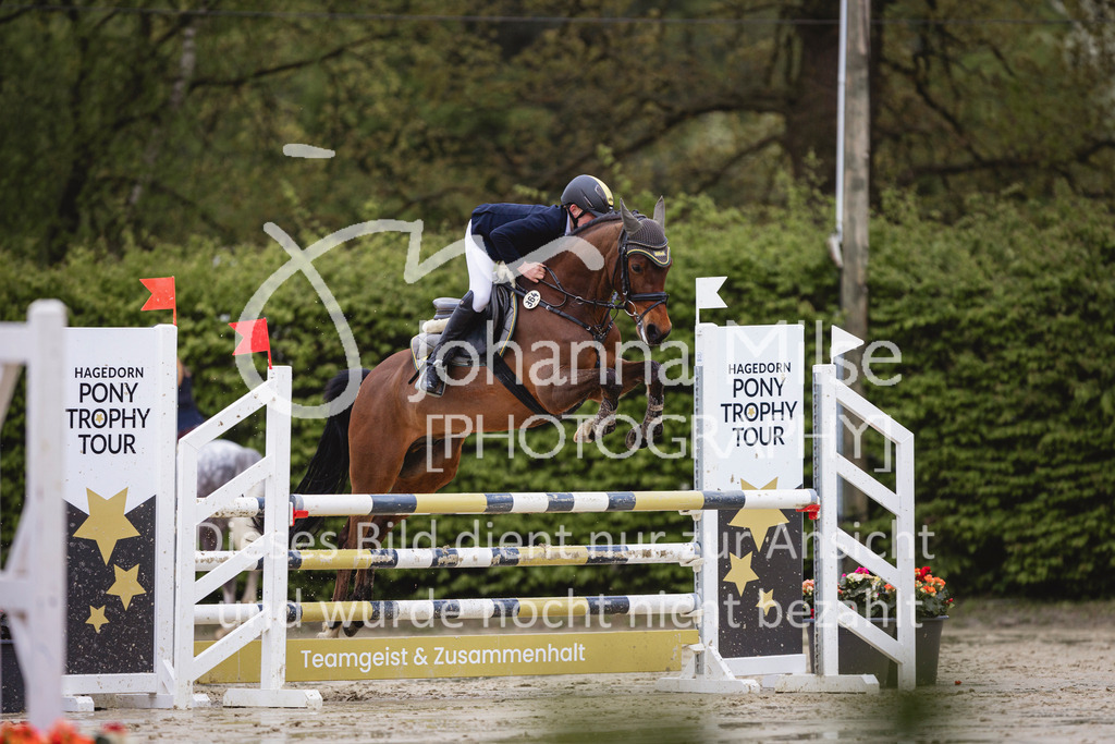 240426_Olfen-Vinnum_PonyTrophy-375 | Deine schönsten Turniermomente als professionelle Fotos! Entdecke hochwertige Pferdesport-Fotografie im Online-Shop. Jetzt Fotos finden & bestellen!