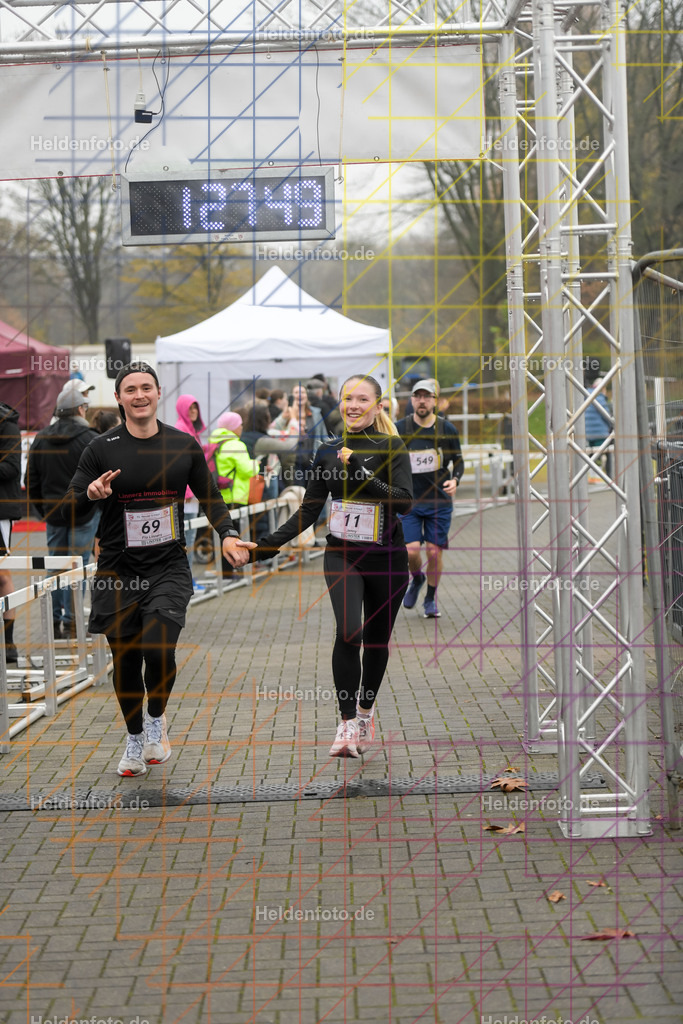 Neusser Erftlauf 2025  | 15km Neusser Erftlauf 2025 Foto: Heldenfoto.de