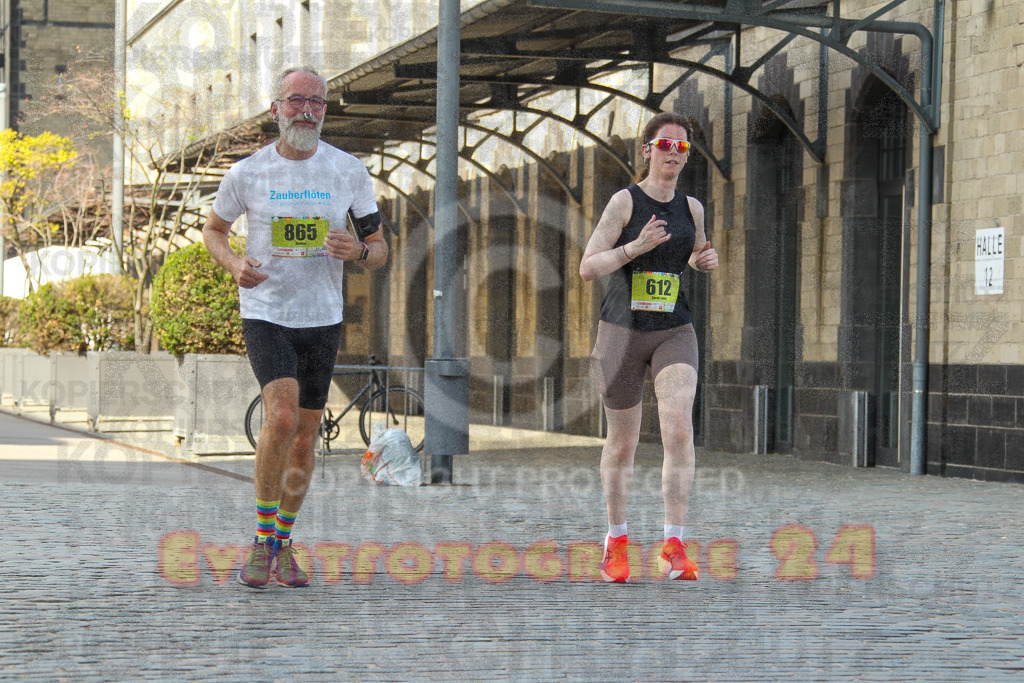 250920_1454_EV4_7501 | Sportfotografie im Rhein-Sieg Kreis, Köln, Bonn, NRW, Rheinland Pfalz, Hessen, etc. Unser Tätigkeitsfeld umfasst den Laufsport vom Volkslauf über den Marathon, Duathlon, Triathon bis zum Ultralauf wie Kölnpfad Ultra oder Schindertrail.