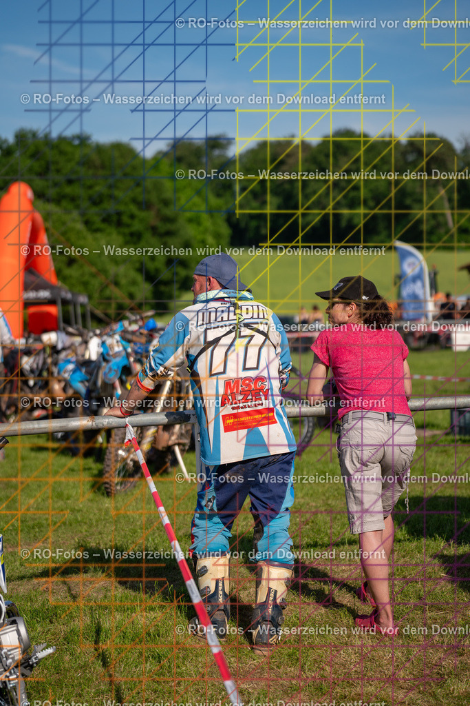 Wolfshausen 3 Lauf -1978 | Sportfotografie von RO-Fotos: Motorsport, Motocross, Enduro, Laufveranstaltungen und Triathlon. Professionelle Fotos von Sportlern und Events. - Realisiert mit Pictrs.com