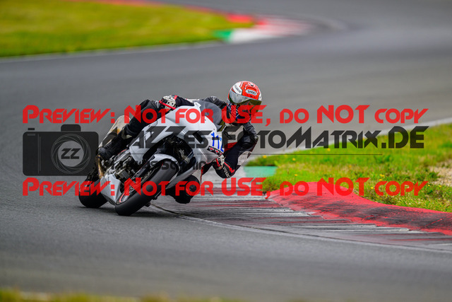 MaZZes_FotoMatrix_240724_6007705_7339 | BLAU