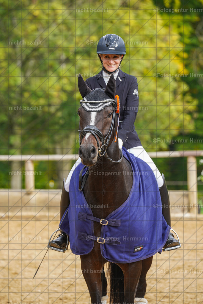 20221007-FAH09902 | Diessen am Ammersee, 2022, Dressur- und Springturnier, Reitsportbilder, Turnierfotografen Bayern, Pferdefotografen, Fotoagentur Herrmann, Turnierbilder