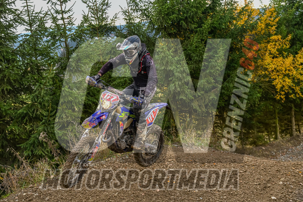 NZ8_6039 | grenznic640