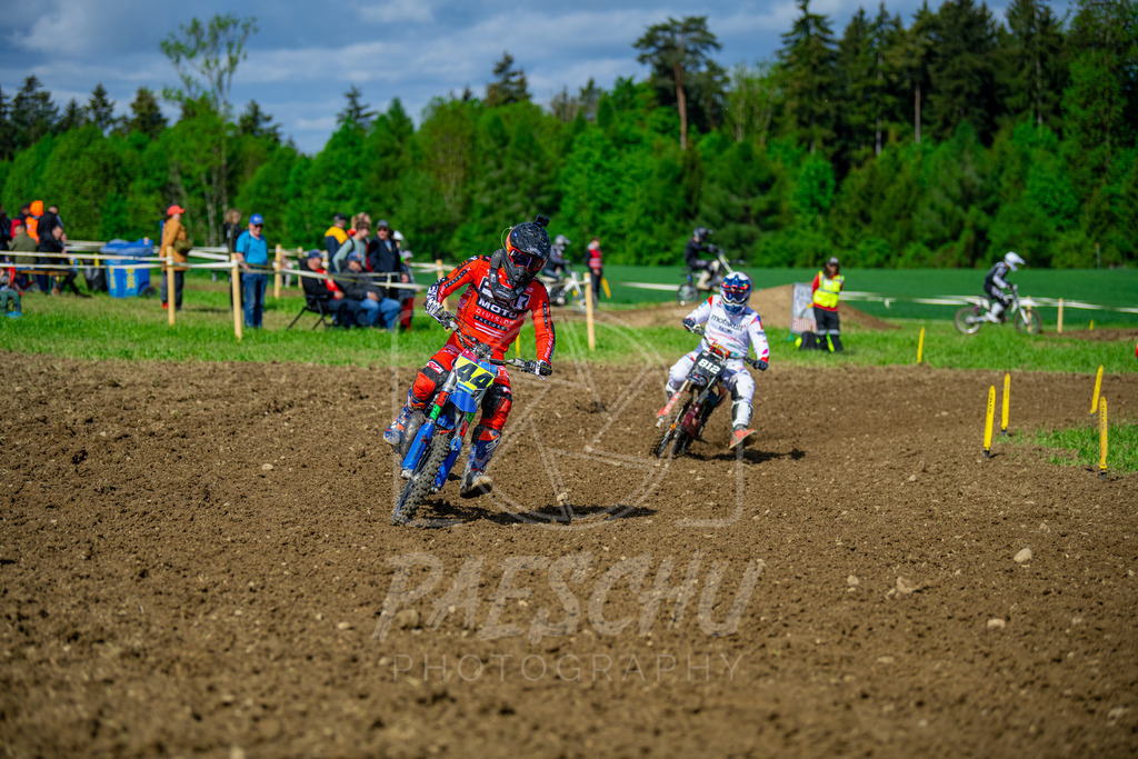 Mo (59) | Paeschuphoto Shop - Wer nicht sucht der auch nicht findet.Ob Motocrossbilder oder von einem besuchtem Spiel, Hauptsache Action. - Realisiert mit Pictrs.com