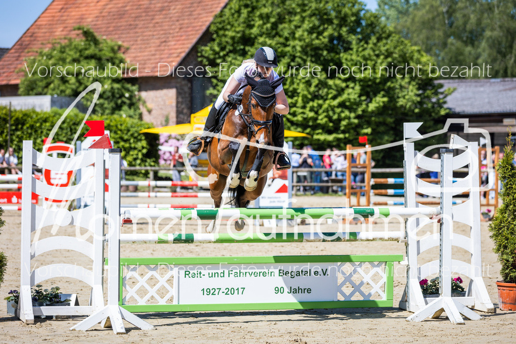 Donop24-ASprmstA-093 | MomenTaufnahmen Pferdesportfotos