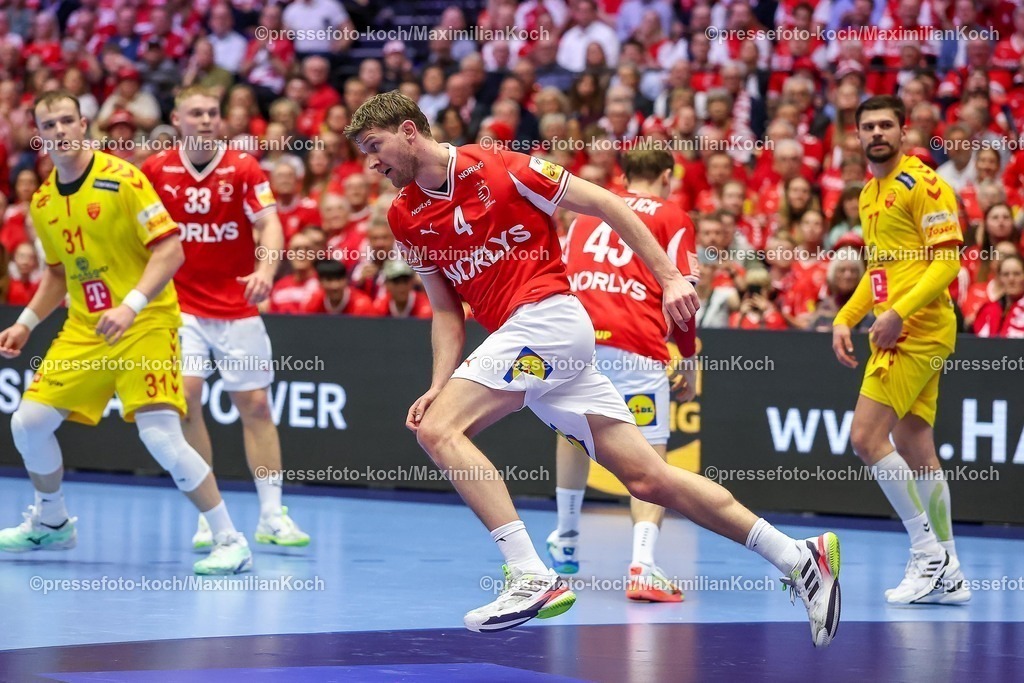 EHF16012602062 | 16.01.2026, Handball, Men's EHF EURO 2026, Dänemark - Nordmazedonien, Jyske Bank Boxen in Herning, Dänemark, Preliminary Round:  Magnus Landin Jacobsen (Denmark #04) 