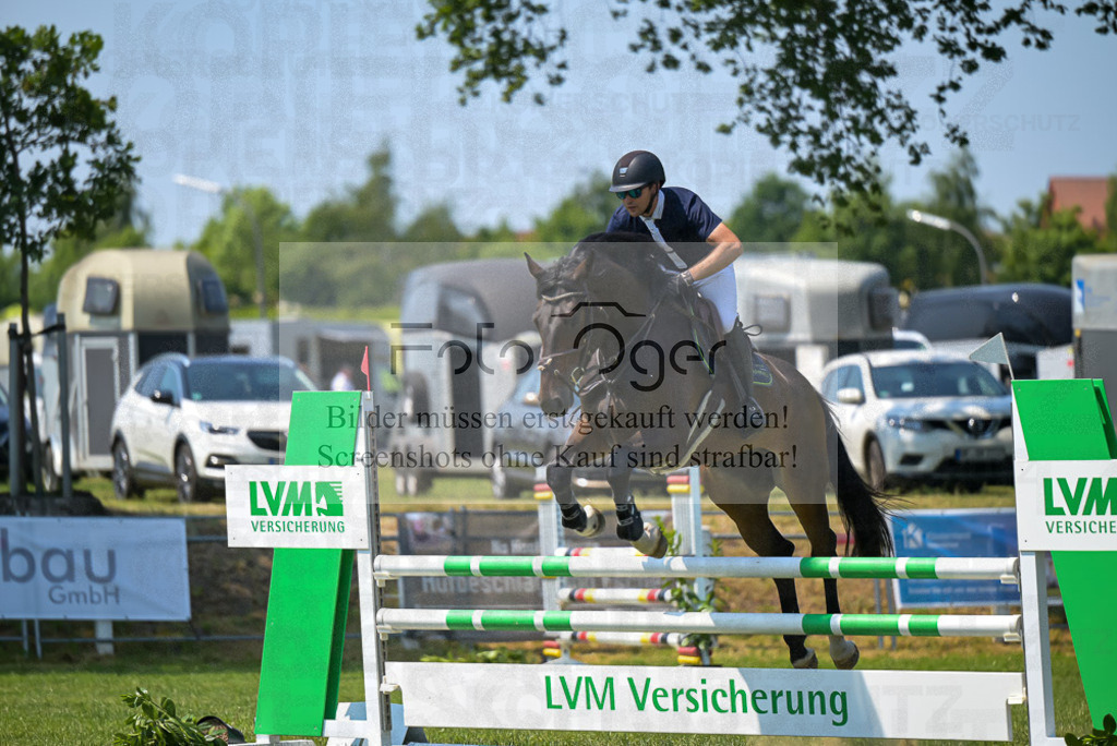 Reitturnier Voxtrup | Entdecke hochwertige Reitturnierfotos von Foto Oger. Professionell, emotional und authentisch – jetzt Lieblingsmomente im Shop bestellen.Deutschlandweite Turnierfotografie. - Realisiert mit Pictrs.com