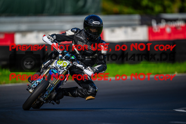 MaZZes_FotoMatrix_230920_9820 | Fotograf Mathias Schmid
Sportfotograf,
Eventfotograf,
Hochzeitsfotograf,
Portraitfotograf