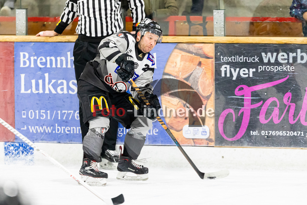 Bayernliga Eishockey, TSV Peißenberg Miners gegen den ESV Buchloe Pirates am 13.11.22 in Peißenberg | Bayernliga Eishockey, TSV Peißenberg Miners gegen den ESV Buchloe Pirates am 13.11.22 in Peißenberg
