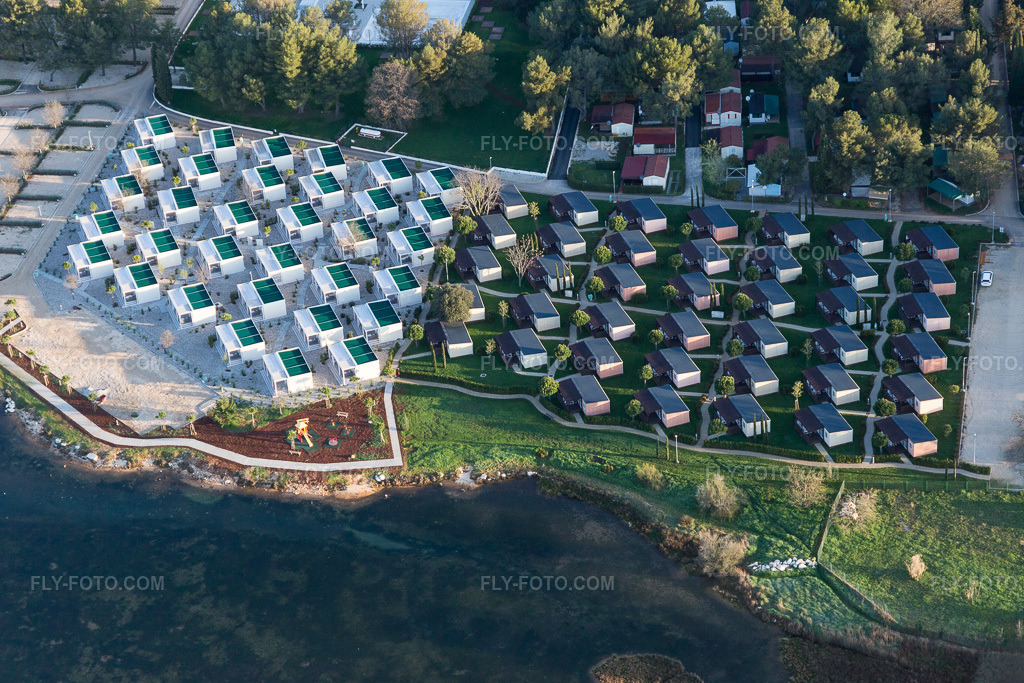 Aerial view: View of the town in Stancija Valkanela in the state Gespanschaft Istrien, Croatia.Photo: IMG_106234.jpg taken on 04/14/2018 by Werner Riehm/FLY-FOTO.comResolution of the original: 5472 x 3648 px