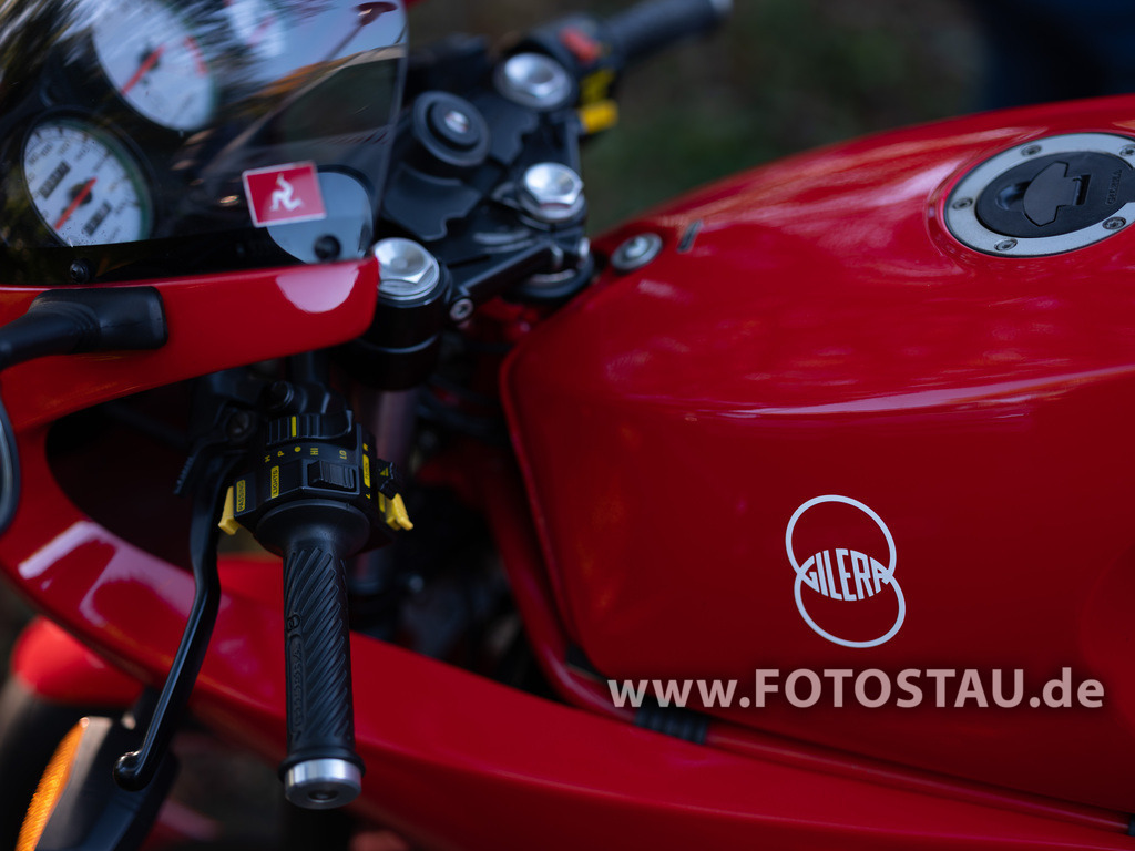 20251018-00049 | Syke Barrien 2025 Oldtimer Treffen - Realisiert mit Pictrs.com