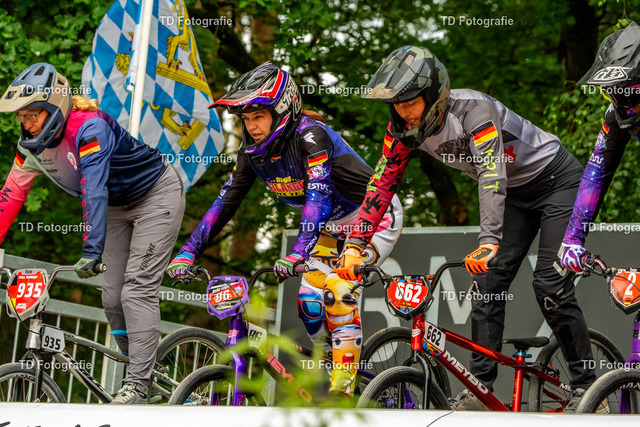 BayBMX2026-06405 | Fotogalerie von Thomas Dettweiler mit Eventbildern und lizenzfreien Fotos. Perfekt als Wandbild, für Büro, Website oder private Nutzung. - Realisiert mit Pictrs.com