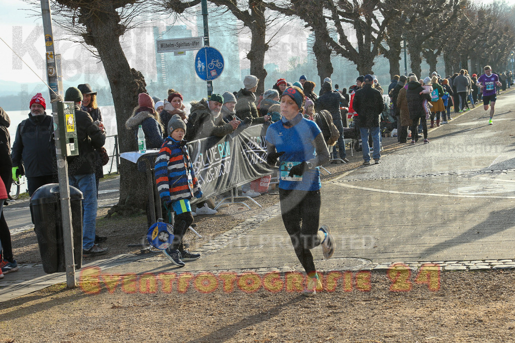 241231_1154_EX1_2901 | Sportfotografie im Rhein-Sieg Kreis, Köln, Bonn, NRW, Rheinland Pfalz, Hessen, etc. Unser Tätigkeitsfeld umfasst den Laufsport vom Volkslauf über den Marathon, Duathlon, Triathon bis zum Ultralauf wie Kölnpfad Ultra oder Schindertrail.