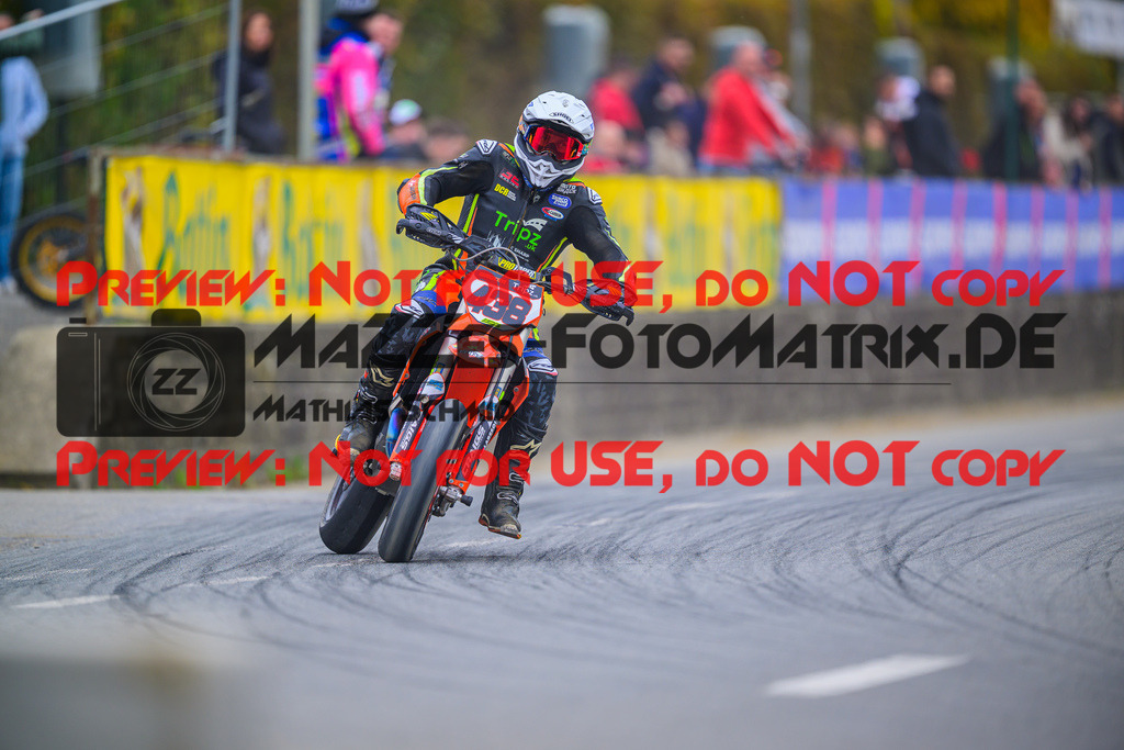 MaZZes_Fotomatrix_20251011_6007705_5604 | SENIOR