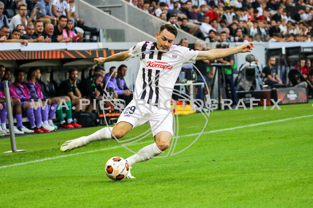 LASK Linz - FC Liverpool | LINZ,AUSTRIA,21.SEPT.23 - UEFA Europa League, LASK Linz - FC Liverpool, Image shows: Florian Flecker (LASK).
Photo: Sportmediapics.com/ Andreas Willdoner