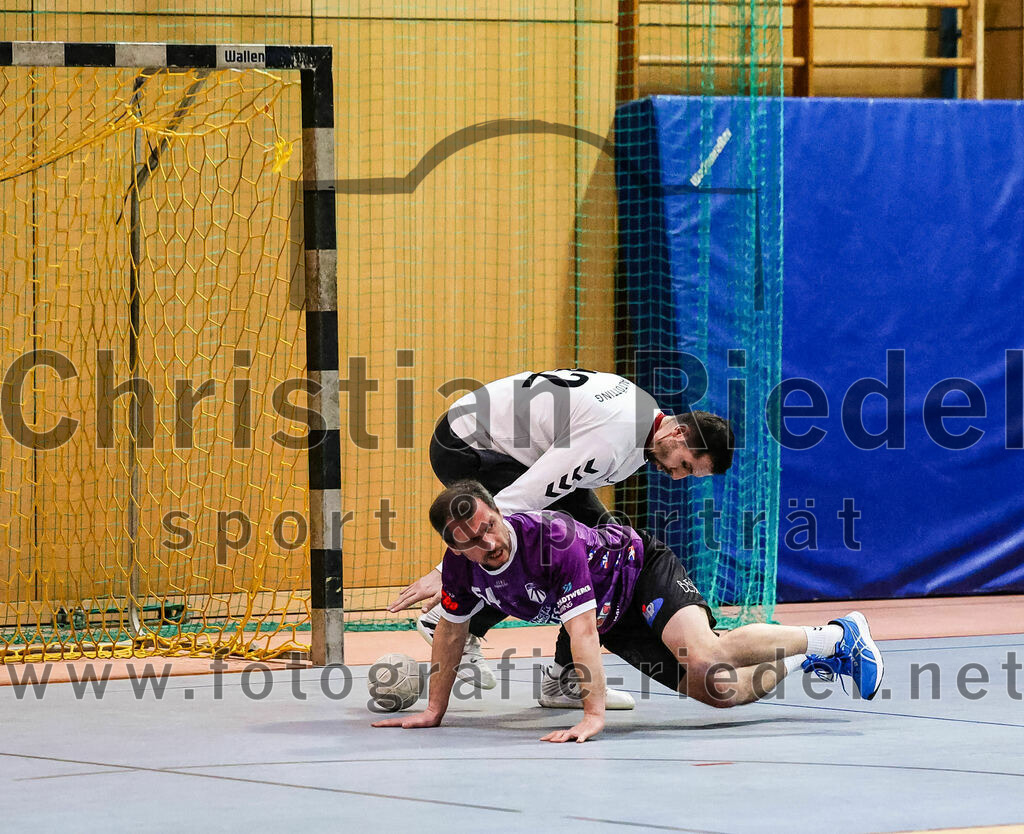 2024-01-27_040_SpVgg_Altenerding_gegen_TV_Altoetting | Erding, Deutschland, 27.01.2024:
Handball, Bezirksoberliga Männer 2023 / 2024, 13. Spieltag, SpVgg Altenerding gegen TV Altötting, Endergebnis: 30:28

Nadi Özdemir (SpVgg Altenerding, #54)

Foto: Christian Riedel / fotografie-riedel.net