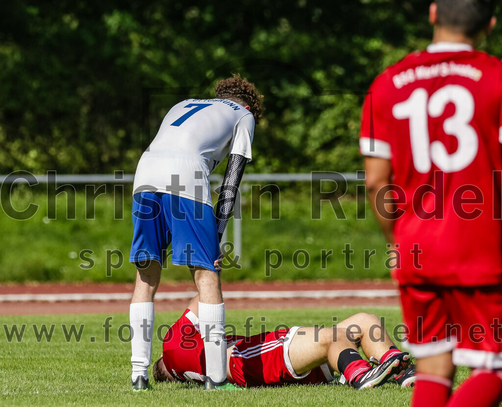 2023-08-19_069_SG_Markt_Schwaben_II_gegen_TSV_Ottobrunn_III | Markt Schwaben, Deutschland, 19.08.2023:
Fußball, C-Klasse 2023 / 2024, 1. Spieltag, (SG) Markt Schwaben II gegen TSV Ottobrunn III, Endergebnis: 0:4

Denis Alves Pilorz (TSV Ottobrunn, #7), Anton Böhm (SG Markt Schwaben, #10)

Foto: Christian Riedel / fotografie-riedel.net