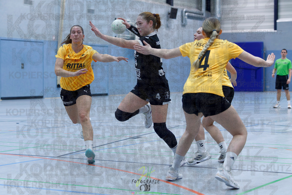 Handball Frauen Oberliga Mitte, HSG Eibelshausen/Ewersbach - HSG Lumdatal | Handball Frauen Oberliga Mitte, HSG Eibelshausen/Ewersbach - HSG Lumdatal am 21.02.2026 in Dietzhölztal-Steinbrücken (Sporthalle am Hammerweiher)Photo © 2026 - Jörg Heinrich - Realisiert mit Pictrs.com