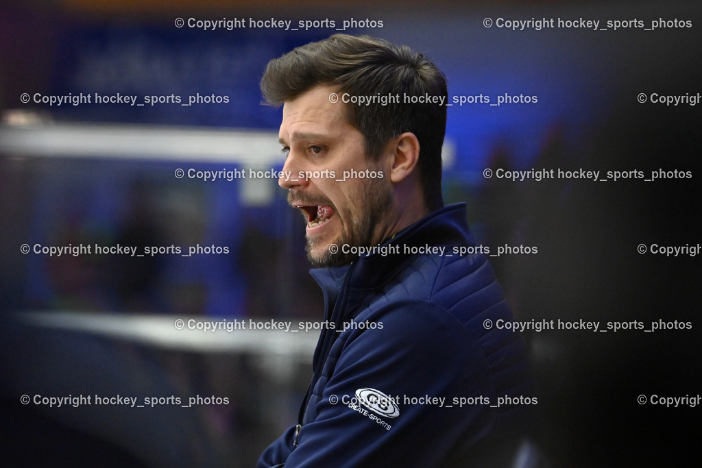 EC VSV vs. HC Bozen 16.2.2024 | Headcoach EC VSV Marcel Rodman, EC VSV vs. HC Bozen 16.2.2024, EC VSV vs. HC Bozen 16.2.2024 am 16.02.2024 in Villach (Stadthalle Villach), Austria, (Photo by Bernd Stefan)