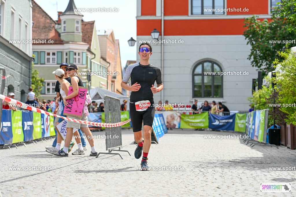 SZI_9289 | Stadttriathlon Erding 2025. #yourpictrs #sportshot_your_pictrs @Sportshotphotography #stadttriathlonerding Copyright: www.sportshot.de