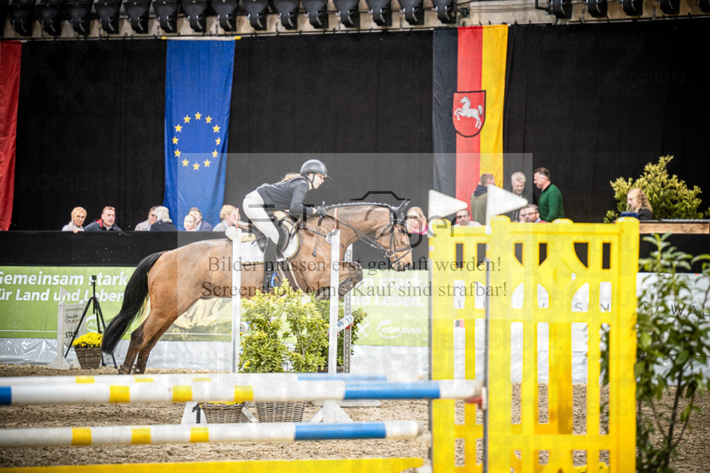 DOS_2489 | Entdecke hochwertige Reitturnierfotos von Foto Oger. Professionell, emotional und authentisch – jetzt Lieblingsmomente im Shop bestellen.Deutschlandweite Turnierfotografie. - Realisiert mit Pictrs.com