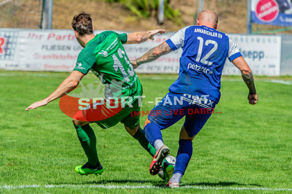 ASV Klagenfurt - Donau Klagenfurt | Thomas Guggenberger (SV Donau Klagenfurt #13) Said Djulic (ASV Klagenfurt #12) ; ASV Klagenfurt - Donau Klagenfurt am 31.07.2022 in Klagenfurt
(ASV Platz Annabichl), AUSTRIA, (Photo by Ernst Krawagner sport-fan.at) - Realisiert mit Pictrs.com