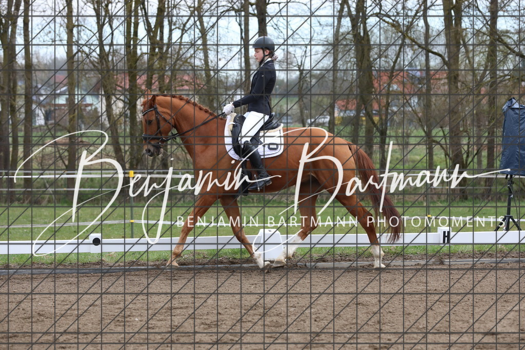 AZ2A4020 | Benjamin Bartmann Photomoments