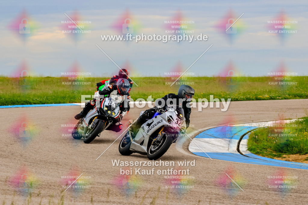 MotoTeam-1664 | Hier findet Ihr Bilder von Touristenfahrten auf der Nürburgring Nordschleife oder von anderen Veranstaltungen die ich besucht habe. Viel Spass beim Durch Schauen 