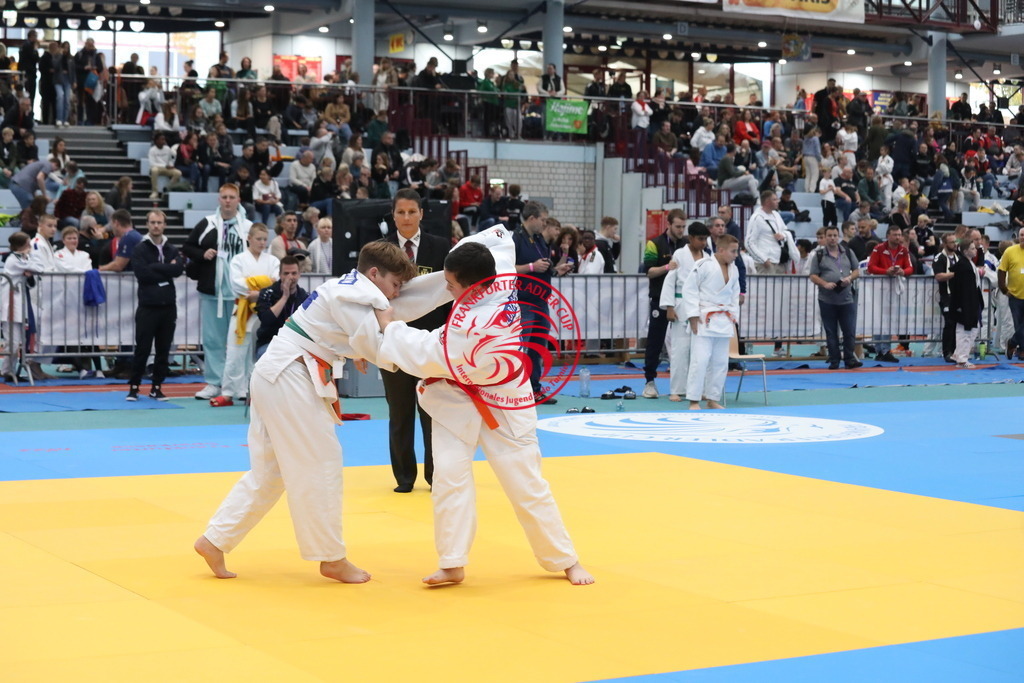 1J7A2588 | Fotos vom Adler Cup - Pictures from Adler Cup

Hier findet Ihr alle Eindrücke und großen Momente der Adler Cup Wochenenden. Here you will find all impressions and great moments of the Adler Cup weekends. - Realisiert mit Pictrs.com