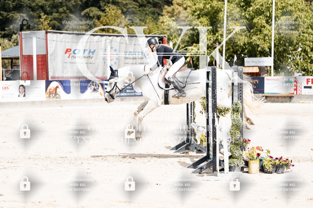 CK906445 | Turnierfotografie Pferdefotografie Trier Rheinland-Pfalz Pferdesport Reitsport Tierfotografie Sportfotografie Pferdevideo Pferdevideografie Equestrianvideography equestrianphotography  - Realisiert mit Pictrs.com