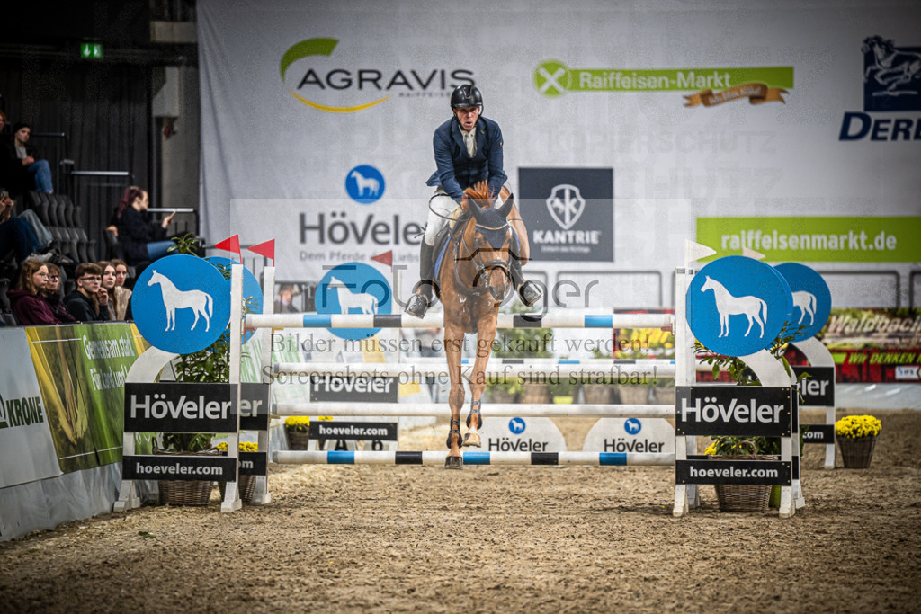 DOS_1063 | Entdecke hochwertige Reitturnierfotos von Foto Oger. Professionell, emotional und authentisch – jetzt Lieblingsmomente im Shop bestellen.Deutschlandweite Turnierfotografie. - Realisiert mit Pictrs.com