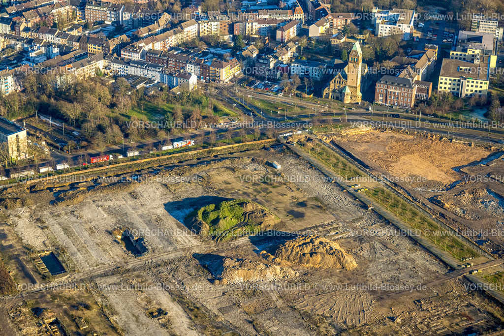 Duisburg241202151 | Luftbild, Rheinpark Duisburg am Fluss Rhein und geplante Wohnanlage RheinOrt Hochfeld, Koptisch-Orthodoxe Kirchengemeinde Hll. Kosman und Damian in St. Bonifatius, Helios Marien Klinik, Hochfeld, Duisburg, Ruhrgebiet, Nordrhein-Westfalen, Deutschland