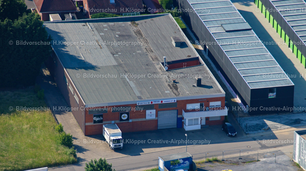 Getränke Matthias Preckel 2 Creative Airphotography-3149 | Luftbilder und Luftbildfotografie , Digital und Printbilder auf Leinwand , Alu Dibond , Acrylglas , Poster oder Download-Datei für private und gewerbliche Verwendung im Shop online bestellen. - Realisiert mit Pictrs.com