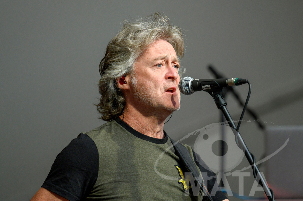 _DWA2537 | Craig Fletcher von John Lees' Barclay James Harvest live bei einem Konzert in Serenadenhof Nürnberg, 01.07.2023 - Realisiert mit Pictrs.com
