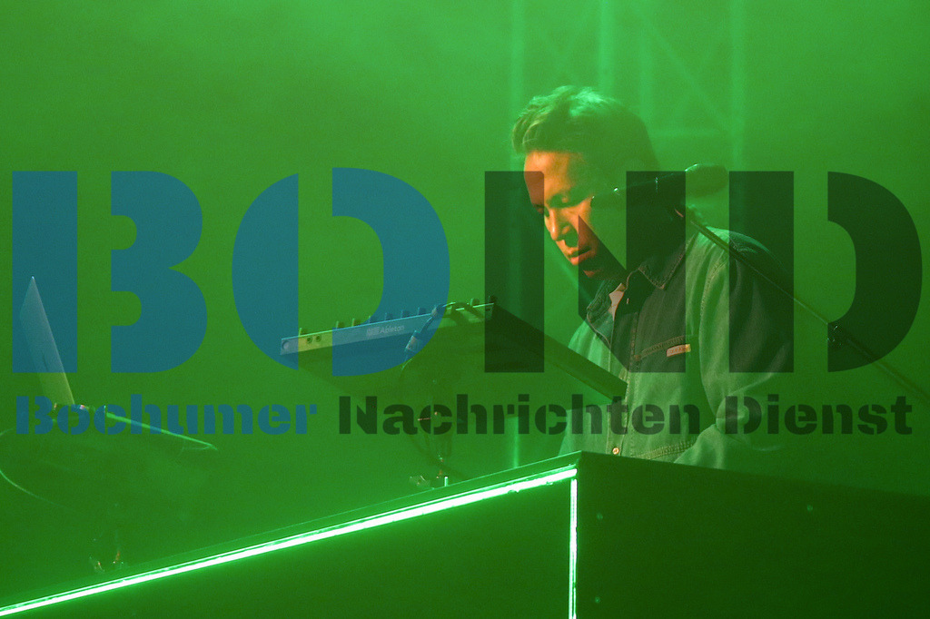 SES_CUCZFR20250822-3 | bond - Realisiert mit Pictrs.com