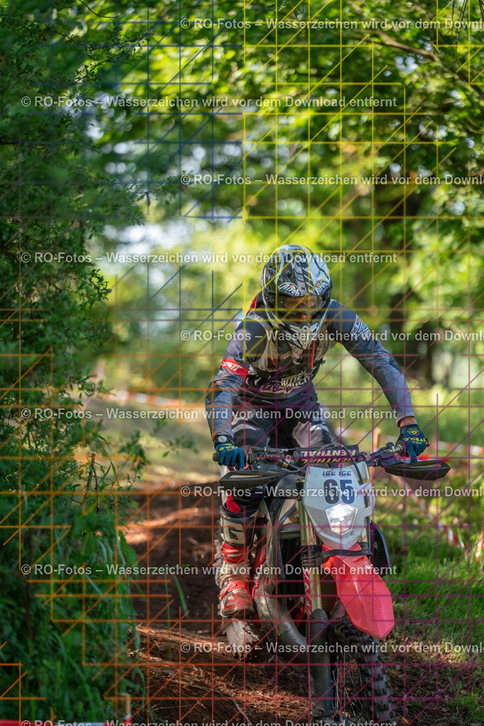Wolfshausen 3 Lauf -1646 | Sportfotografie von RO-Fotos: Motorsport, Motocross, Enduro, Laufveranstaltungen und Triathlon. Professionelle Fotos von Sportlern und Events. - Realisiert mit Pictrs.com