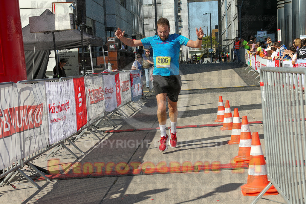 240921_1511_EX1_4527 | Sportfotografie im Rhein-Sieg Kreis, Köln, Bonn, NRW, Rheinland Pfalz, Hessen, etc. Unser Tätigkeitsfeld umfasst den Laufsport vom Volkslauf über den Marathon, Duathlon, Triathon bis zum Ultralauf wie Kölnpfad Ultra oder Schindertrail.